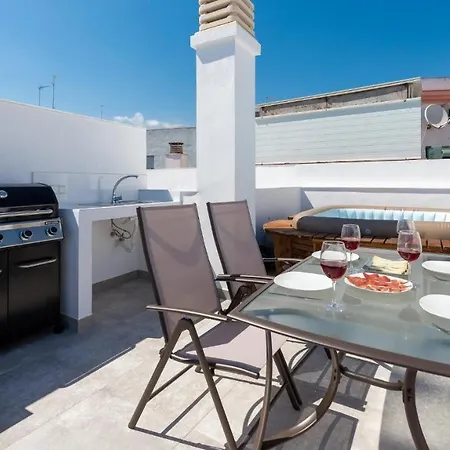 Apartment Tourist Greatest Treasure With Jacuzzi At Huerto 22