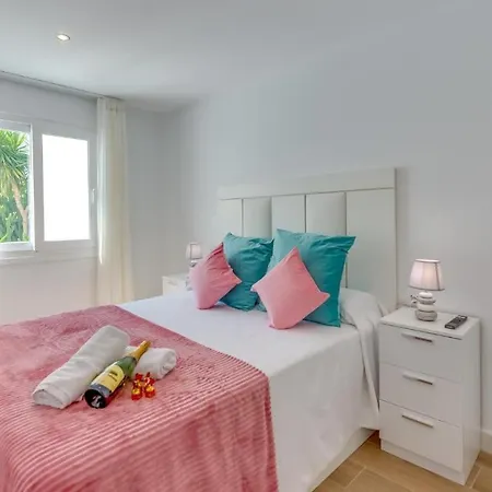 Apartment Tourist Greatest Treasure With Jacuzzi At Huerto 22